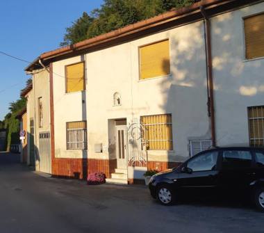 Casa indipendente in vendita a Sarezzano (Alessandria)