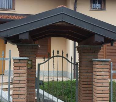 Villa in vendita a Cazzago Brabbia (Varese)