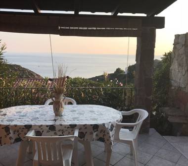 Affitto Appartamento Vacanze a Arbus, Frazione Torre Dei Corsari