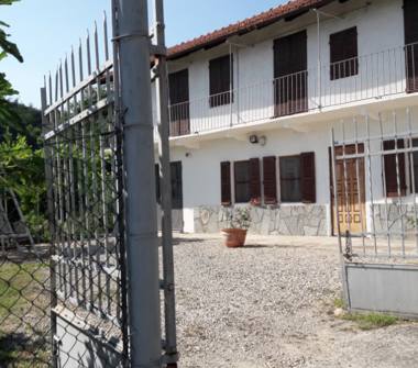 Casa indipendente in vendita a Baldissero d'Alba (Cuneo)