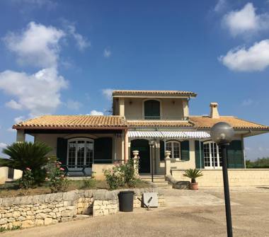 Villa in vendita a Modica (Ragusa)