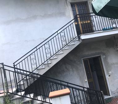 Quadrilocale in vendita a Follo, Frazione Valdurasca