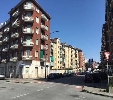 Negozio in vendita a Torino, Zona Barriera Milano