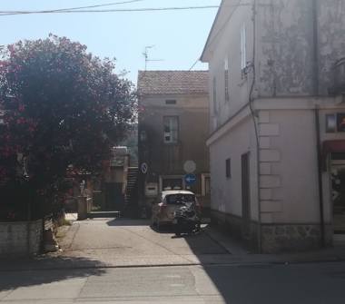 Palazzo/Stabile in vendita a Casal Velino, Frazione Vallo Scalo