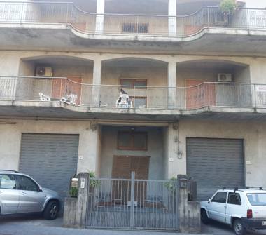 Palazzo/Stabile in vendita a Linguaglossa (Catania)