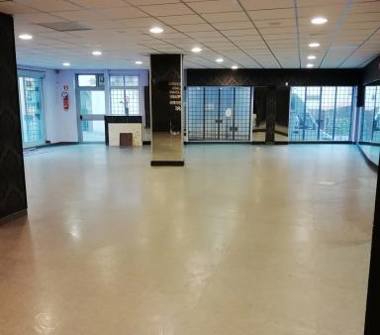 Negozio in vendita a Cerveteri (Roma)