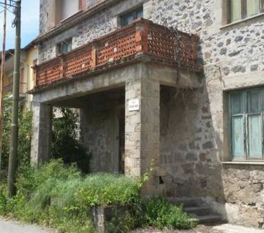 Casa indipendente in vendita a Santu Lussurgiu (Oristano)