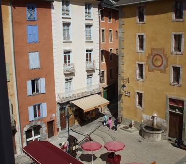 Bilocale in vendita a Torino, Zona Crocetta