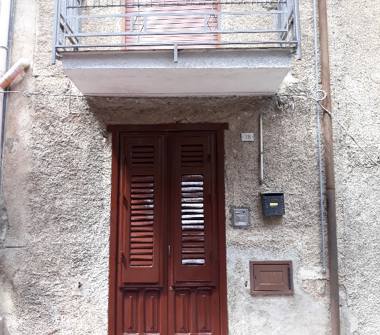 Casa indipendente in vendita a Marineo (Palermo)