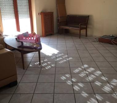 Trilocale in vendita a Napoli, Zona Pianura