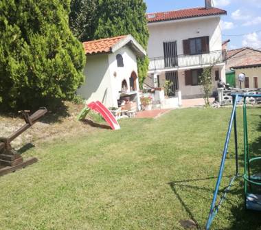 Casa indipendente in vendita a Moncestino (Alessandria)