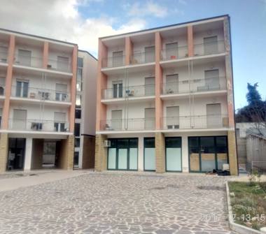 Trilocale in affitto a L'Aquila, Frazione Poggio Di Roio