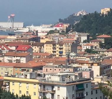 Appartamento in vendita a Ancona (Ancona)