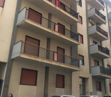 Quadrilocale in vendita a Caltanissetta, Frazione Centro città