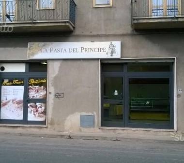 Magazzino in affitto a Davoli, Frazione Davoli Marina, Viale Cassiodoro 189