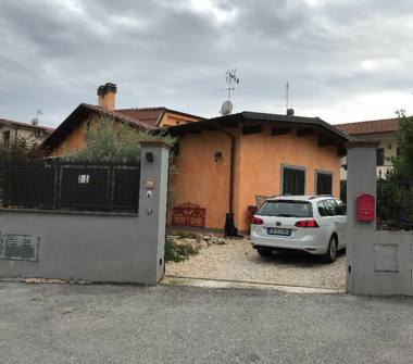 Porzione di casa in vendita a Lariano (Roma)