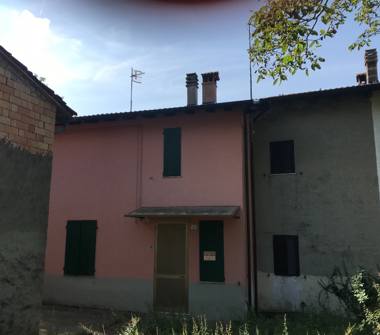 Casa indipendente in vendita a Corniglio, Frazione Ballone
