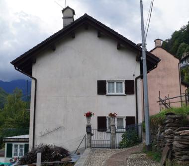 Porzione di casa in vendita a Valle Cannobina (Verbano-Cusio-Ossola)