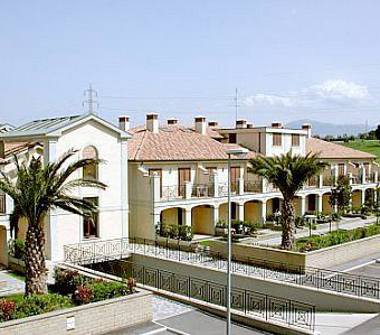 Multiproprietà in vendita a Guidonia Montecelio, Frazione Marco Simone