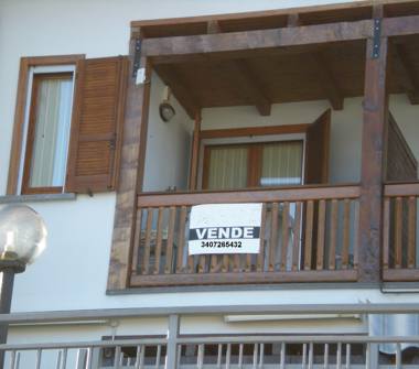 Trilocale in vendita a Solto Collina (Bergamo)