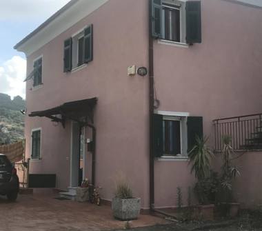 Villa in vendita a La Spezia, Zona Montalbano