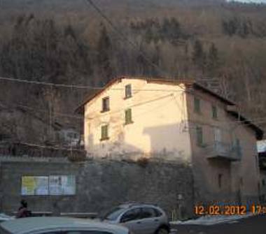 Casa indipendente in vendita a Edolo (Brescia)