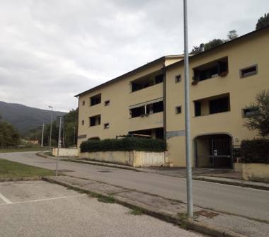Appartamento in vendita a Pistoia, Frazione Santomoro