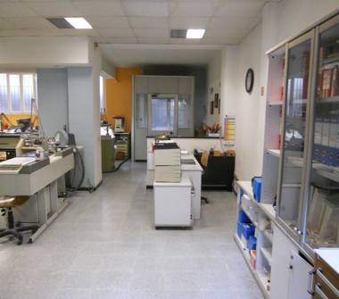 Laboratorio in vendita a Milano, Zona Monza