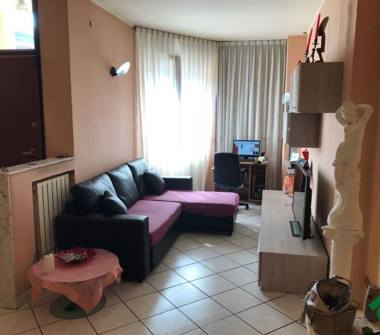 Casa indipendente in vendita a Cesate (Milano)