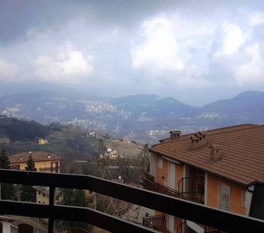 Trilocale in vendita a Roncola (Bergamo)