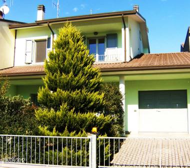 Villa in vendita a Ravenna, Zona Castiglione di Ravenna