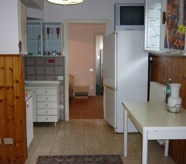 Bilocale in vendita a Pesaro, Frazione Centro città