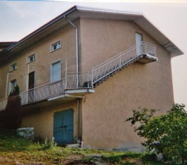 Casa indipendente in vendita a Travo (Piacenza)