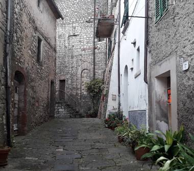 Quadrilocale in vendita a Roccalbegna (Grosseto)