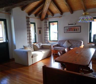 Trilocale in vendita a Pelugo (Trento)