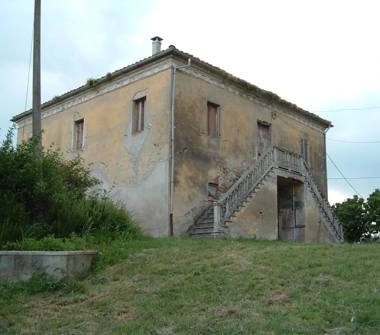 Rustico/Casale in vendita a Teramo, Frazione Osservatorio Collurania