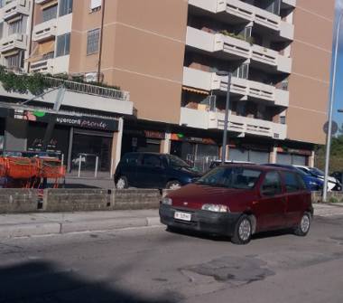 Appartamento in vendita a Terni (Terni)