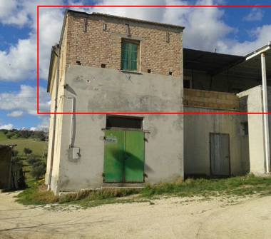Porzione di casa in vendita a Alanno, Frazione Fascitelli
