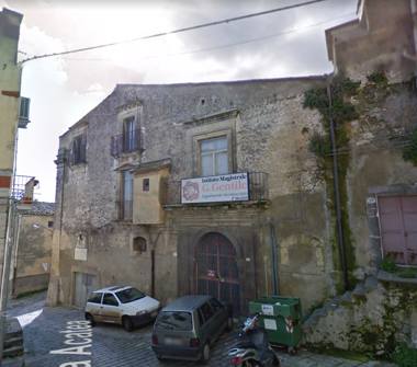 Palazzo/Stabile in vendita a Vizzini (Catania)