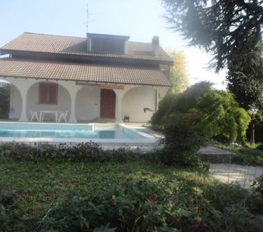 Casa indipendente in vendita a Verderio (Lecco)