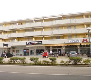 Palazzo/Stabile in vendita a San Michele al Tagliamento (Venezia)