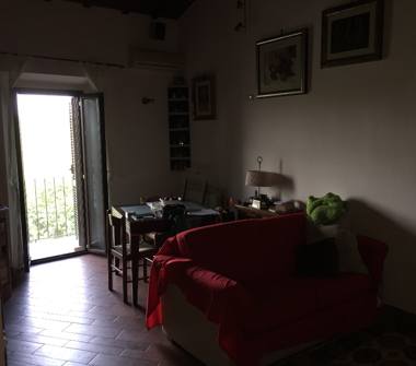 Bilocale in vendita a Palombara Sabina, Frazione Cretone