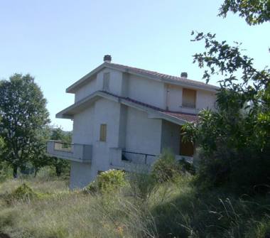 Porzione di casa in vendita a Civitella del Tronto (Teramo)