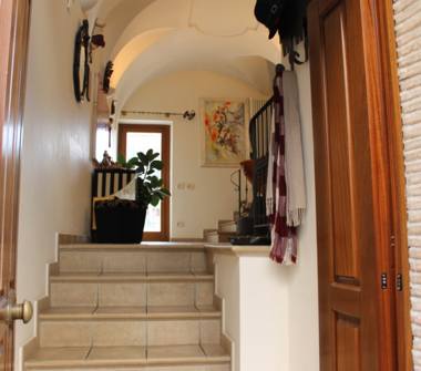 Palazzo/Stabile in vendita a Itri (Latina), Via San Martino 24