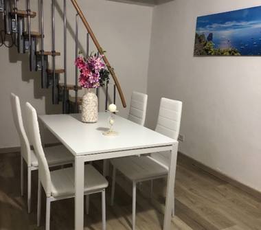 Affitto Casa Vacanze a Napoli, Zona Centro Storico, Vico San Geronimo 1