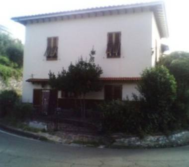 Casa indipendente in vendita a Montecatini-Terme (Pistoia)