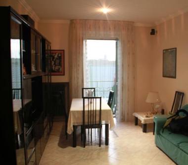 Trilocale in vendita a Torino, Zona Vanchiglia