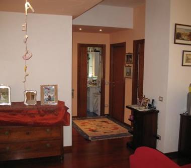 Trilocale in vendita a Parma, Zona San Leonardo