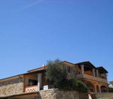 Villetta a schiera in vendita a San Teodoro, Frazione Monte Petrosu