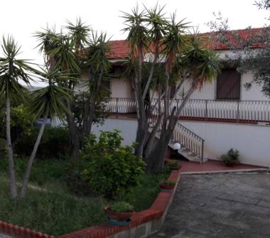 Casa indipendente in vendita a Ragusa (Ragusa)